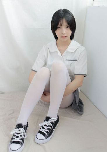 久成年人影片久久黄色_720免费高清观看