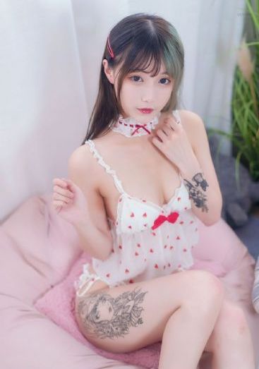 欧美精品a区_高清完整版免费在线观看