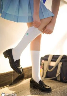 国产单男绿帽推油3p视频_720手机免费观看完整