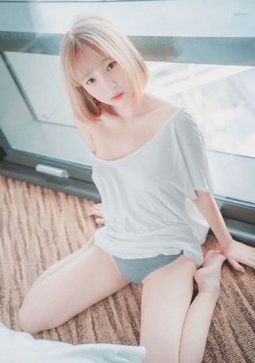 风骚少妇av_HD高清完整电影